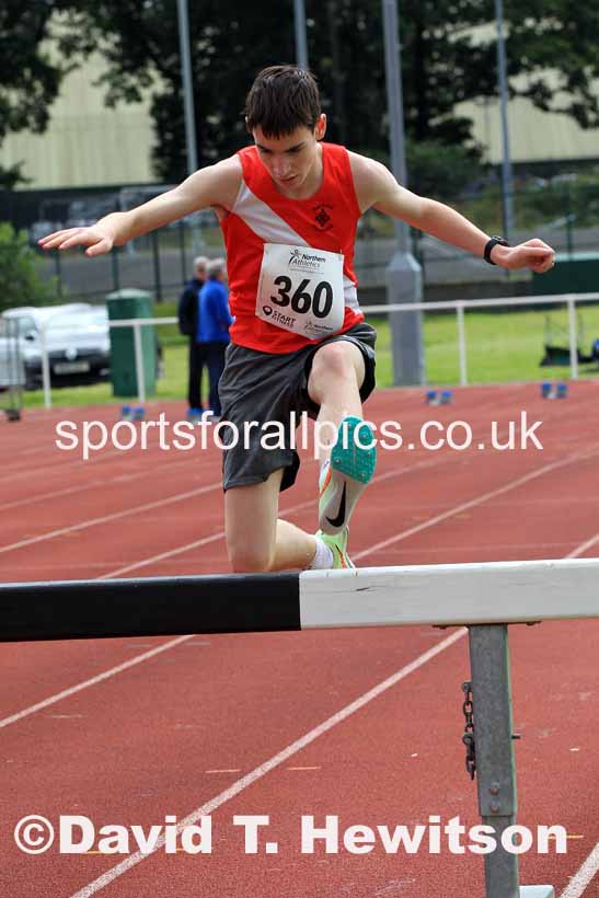 Mens under-17s 1500 metres steeplechase, 2023 Northern Under-13s, Under-15s and Under-17s, Middlesbrough.  Photo: David T. Hewitson/Sports for All Pics